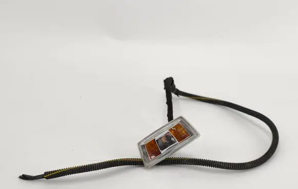 Opel Insignia A Front fender indicator light 13497989 13497990