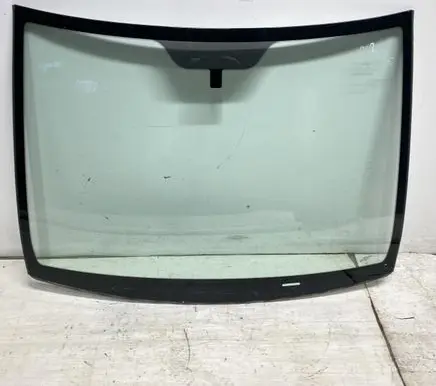Hyundai i20 (GB IB) Front windscreen/windshield window 