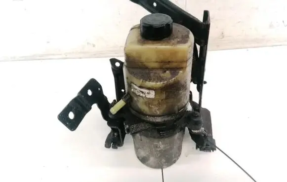 Ford Focus Power steering pump