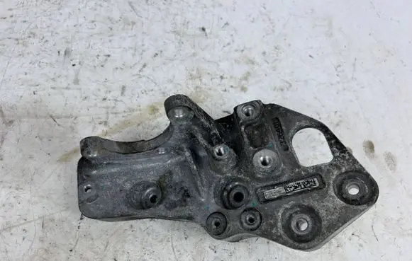 Maserati Levante Power steering pump mounting bracket 326401