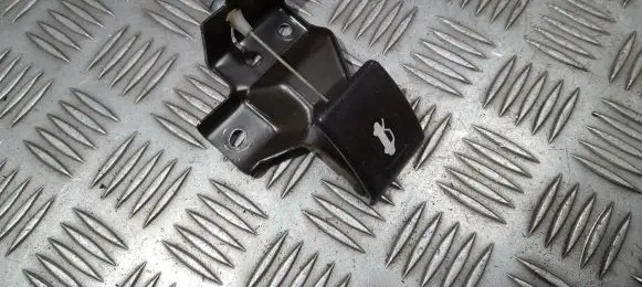 Toyota Avensis Verso Engine bonnet (hood) release handle