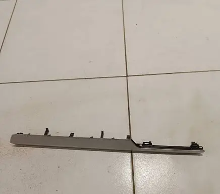 Volkswagen Tiguan Panel trim 5NB858418