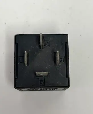 Volkswagen PASSAT B4 Other relay 191955529 5WK1704