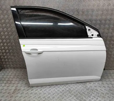 Volkswagen Polo VI Front door 2GS831056J