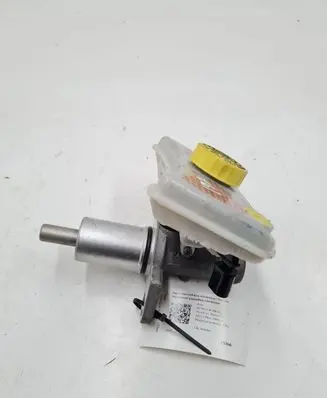 Audi A6 S6 C6 4F Master brake cylinder