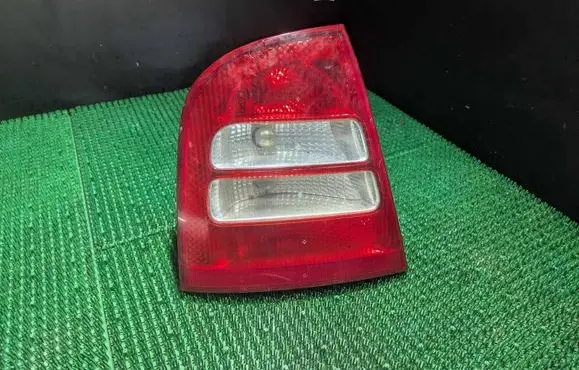 Skoda Octavia Mk1 (1U) Rear/tail lights YU3X13441BA YU3X13N536BA 1U6945111A