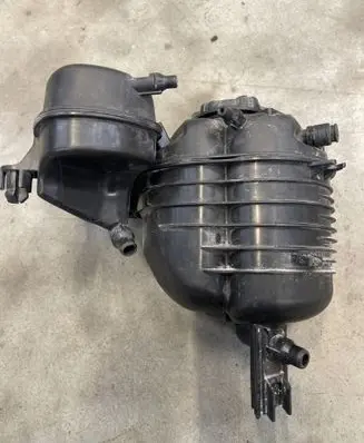 BMW 2 G42 Coolant expansion tank/reservoir 8610653