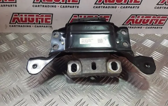 Volkswagen T-Roc Engine mount bracket 5Q0199555BG 26032020