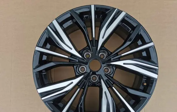 Nissan Juke II F16 R19 alloy rim 5JX19