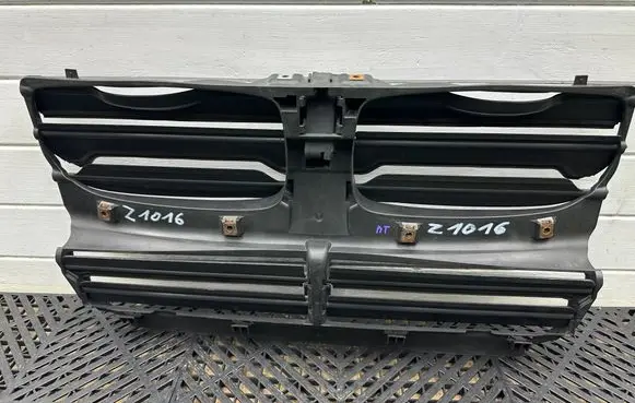 BMW X5 E70 Intercooler air guide/duct channel 7177876 10834110