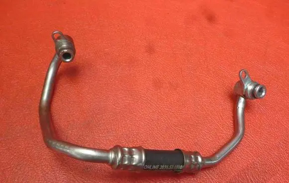 BMW 3 E90 E91 Coolant pipe/hose 7558899