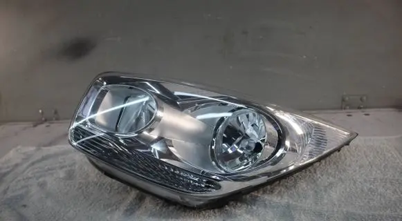 KIA Venga Headlight/headlamp 921011P000 1P92101000 030125720100
