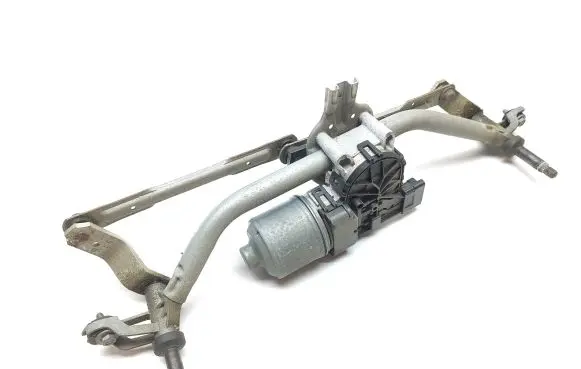 Peugeot 2008 I Wiper motor 0390241540