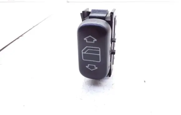 Mercedes-Benz E W210 Electric window control switch 2108208210 03100550