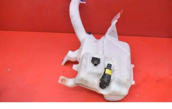 Ford Mondeo MK I Windshield washer fluid reservoir/tank DS7317B613B