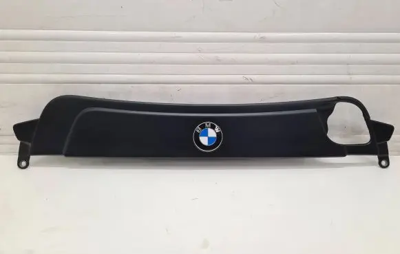 Top upper radiator support slam panel