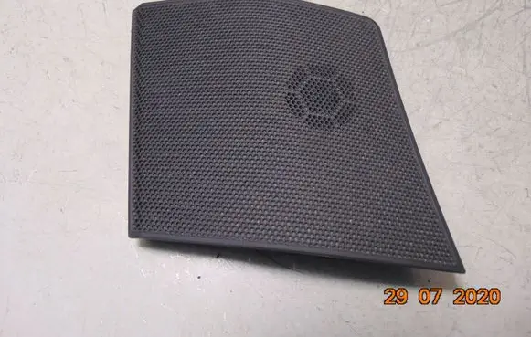 Side speaker trim/cover
