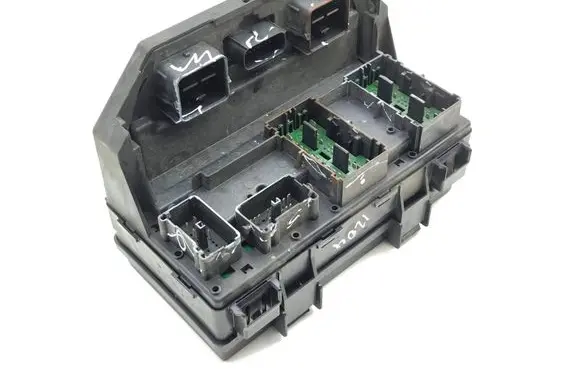 Chrysler Grand Voyager V Fuse module R2987A0781 RTB0AC04D7