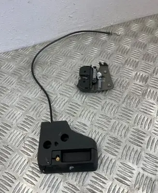 BMW 5 E60 E61 Seat back rest lock catch 7112864