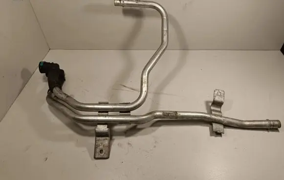 Jaguar XF X250 Engine coolant pipe/hose