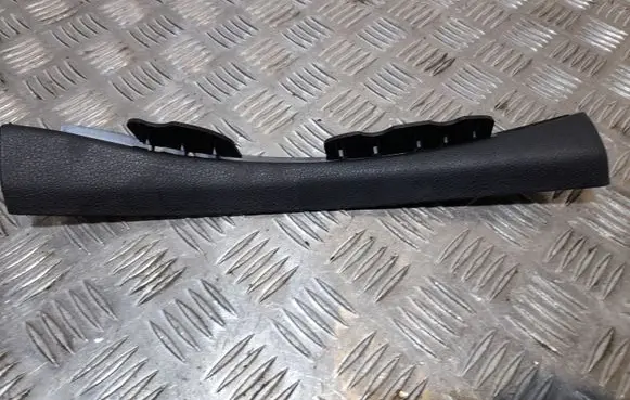 Audi A3 S3 8V Other sill/pillar trim element 8V0868203