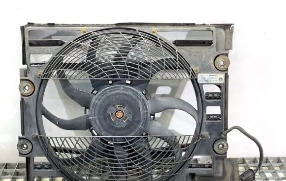 BMW 5 E39 Fan set 8384068