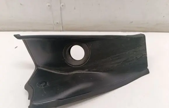 BMW iX1 Rear/tail light trim molding 9448829