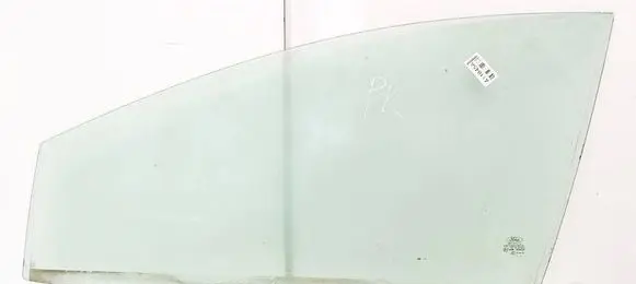 Ford Focus Front door window glass four-door BM51A21411A