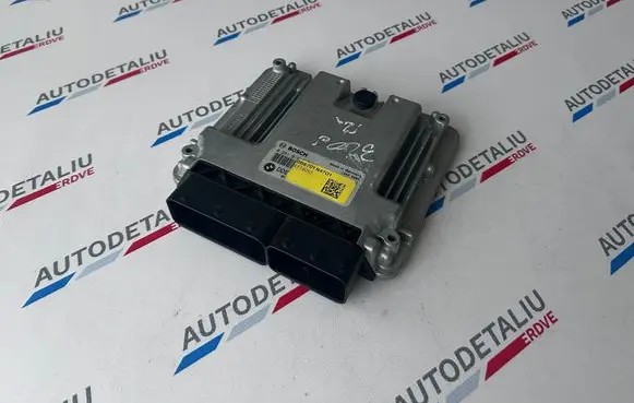 BMW 3 F30 F35 F31 Engine control unit/module 8574093 13618574093 0281019210