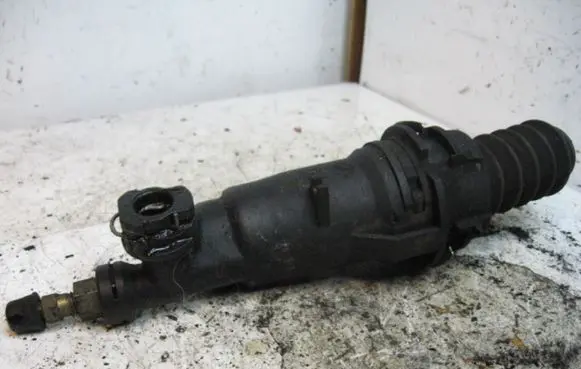 Peugeot 607 Clutch slave cylinder PA66GF35