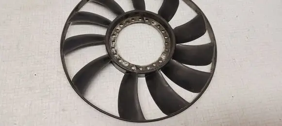Volkswagen PASSAT B5.5 Fan impeller 058121301B