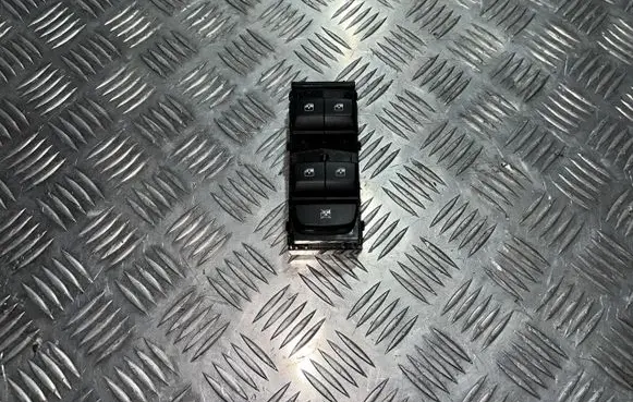 KIA Xceed Quarter vent window switch 93570J7500