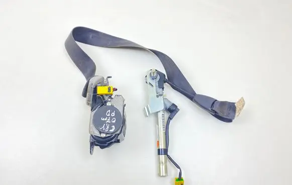 Honda CR-V Front seatbelt 608200000A