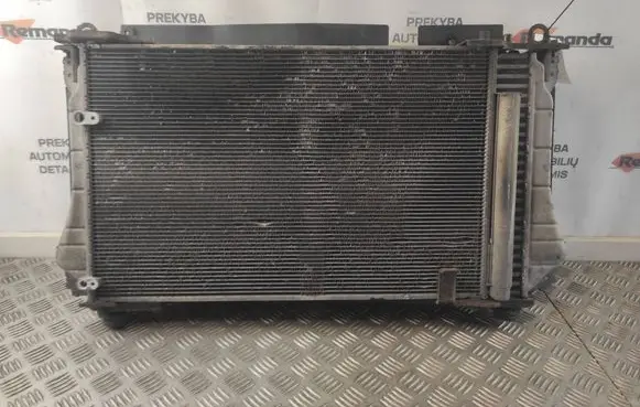 Toyota Avensis T270 Radiator set 160400X040 2680005000
