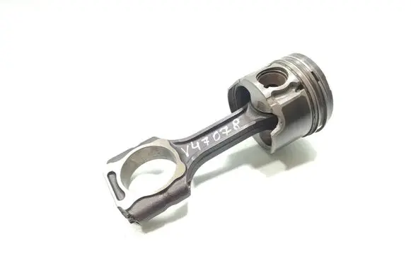 SsangYong Rexton Piston with connecting rod 665925