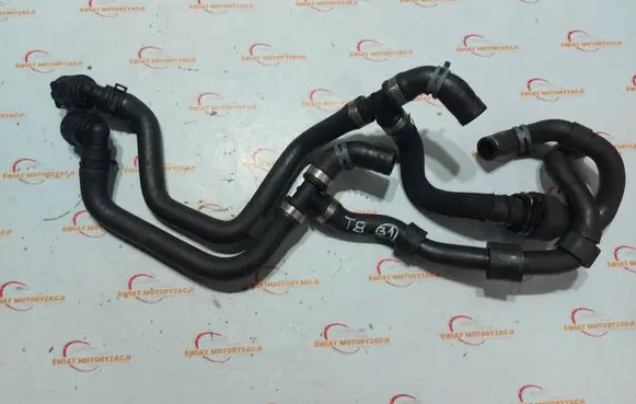 Audi Q3 F3 Engine coolant pipe/hose 5C0121087D