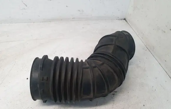 Volvo XC70 Air intake duct part 8649258