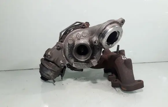 Skoda Fabia Mk2 (5J) Turbo GTC1239VZ 03P253019B 7990162