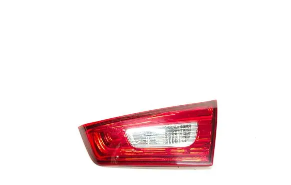 Mitsubishi ASX Tailgate rear/tail lights P9373R