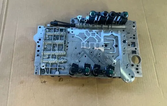Mercedes-Benz S W221 Transmission gearbox valve body 2202701306 111105 9AAAAAA