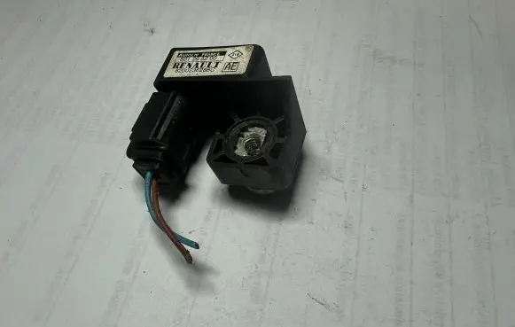Renault Scenic II - Grand scenic II Airbag deployment crash/impact sensor 8200236286C 601298200