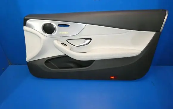 Mercedes-Benz C W205 Front door card panel trim