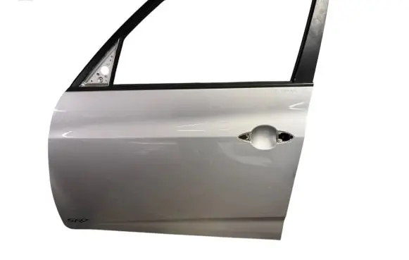 KIA Venga Front door