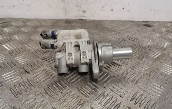 Fiat 500X Master brake cylinder 30753A640