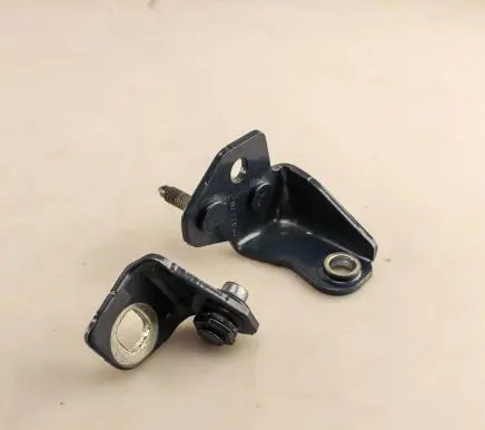Rear door upper hinge