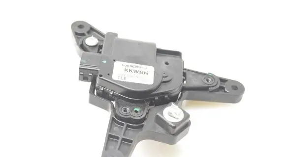 Hyundai Tucson TL Air flap motor/actuator D266NFFAA01
