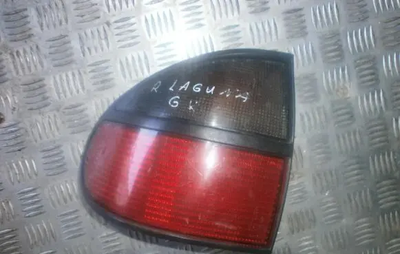 Renault Laguna I Rear/tail lights 7700820052