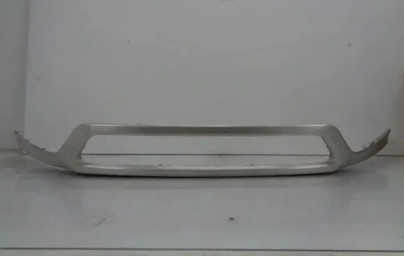 Volvo XC40 Front bumper mounting bracket 31650116