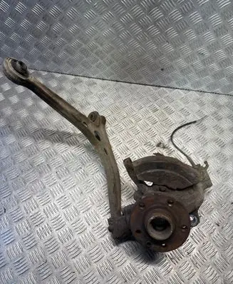 Ford Galaxy Front wheel hub 7M0972936