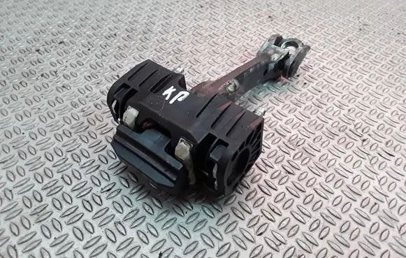 Peugeot 407 Front door check strap stopper